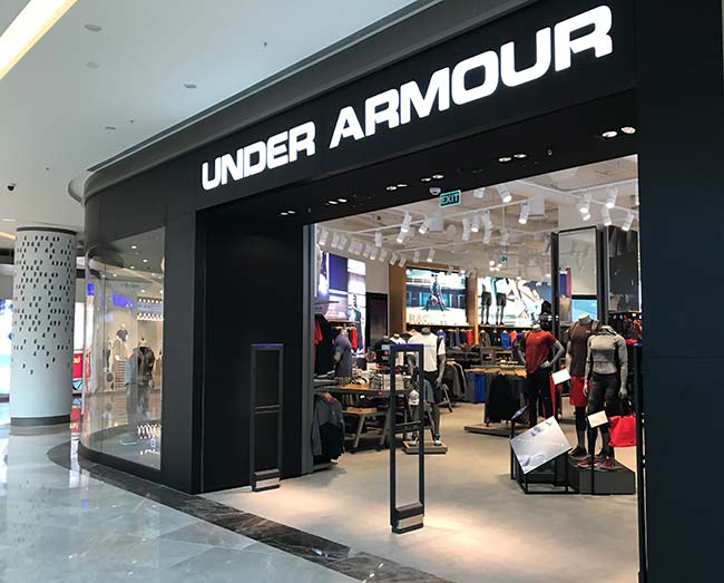 deepo avm outlet under armour 