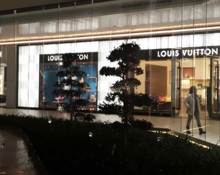 zorlu center louis vuitton